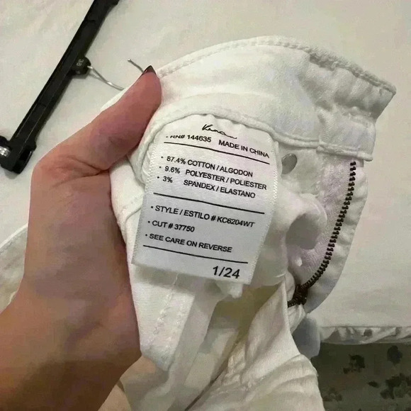 KanCan White Skinny Distressed Jeans - Picture 4 of 5